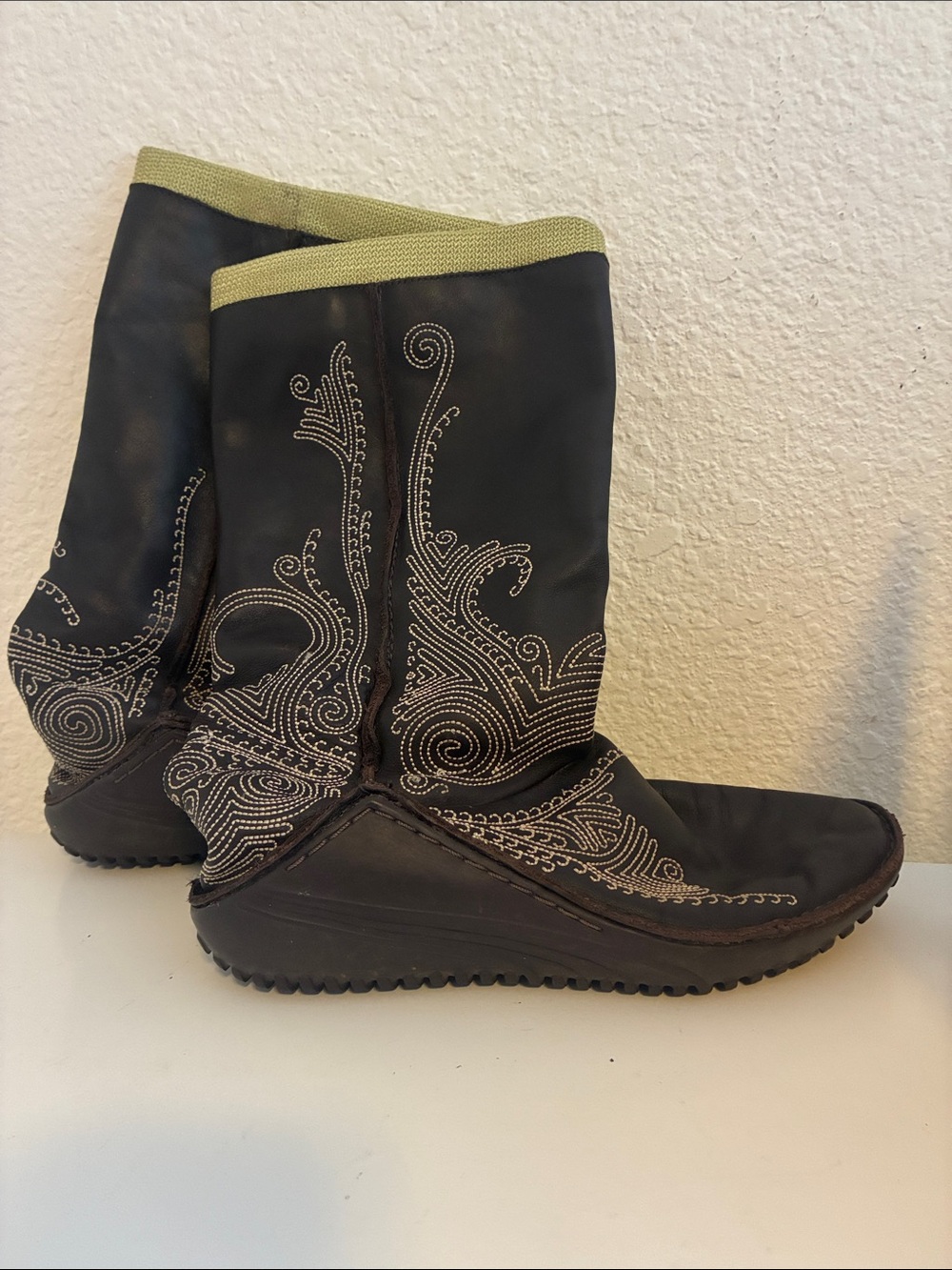 PUMA Monsoon bohemian mid-calf boots, with gorgeous embroidery!